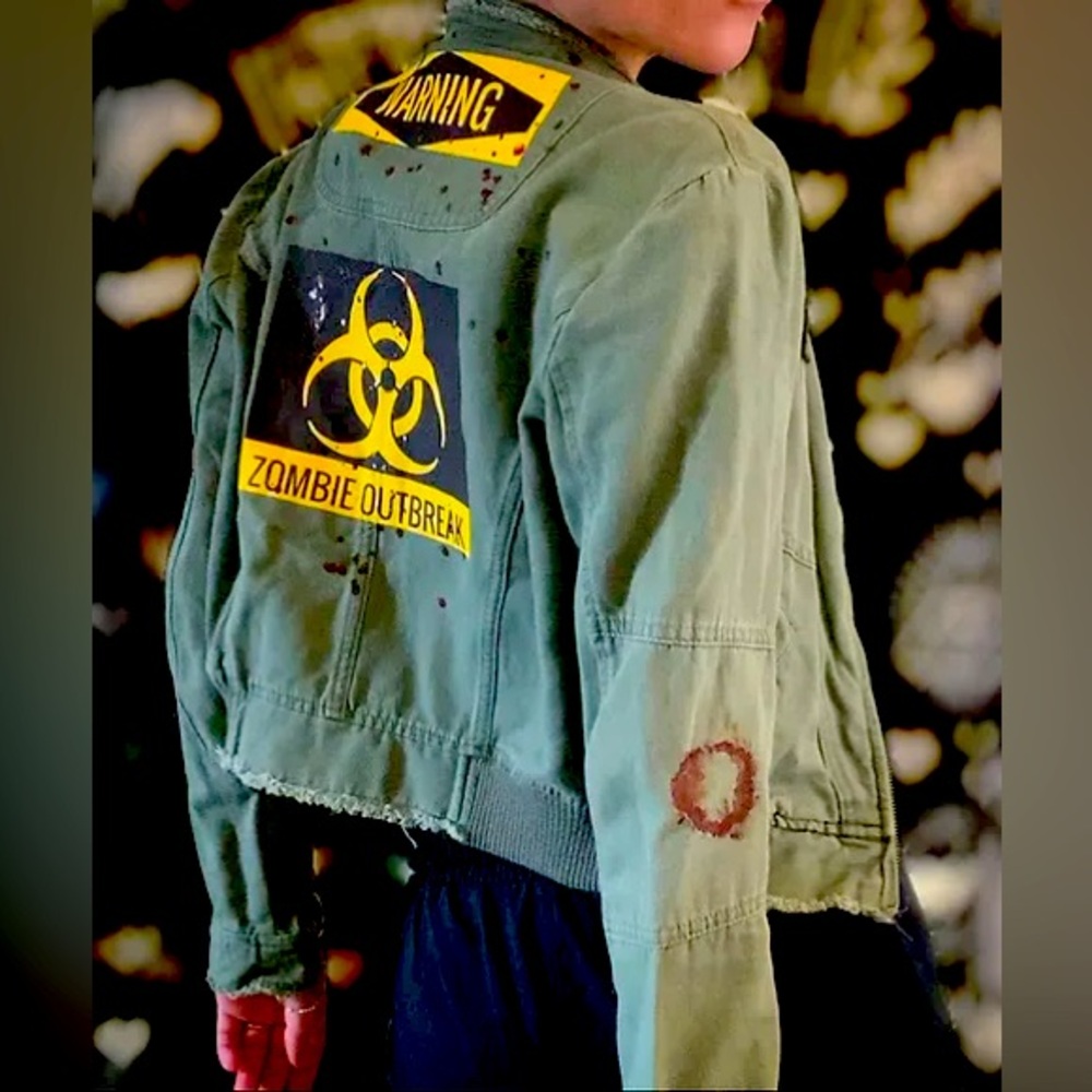“Zombie outbreak” army green jacket